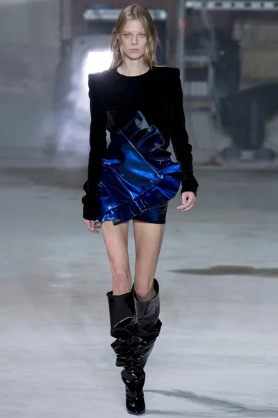 Look 59